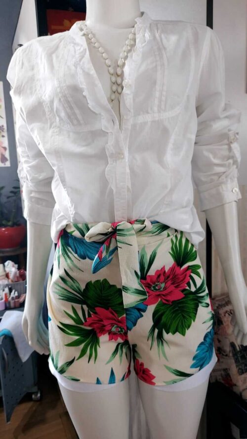 Conjunto branco/flor