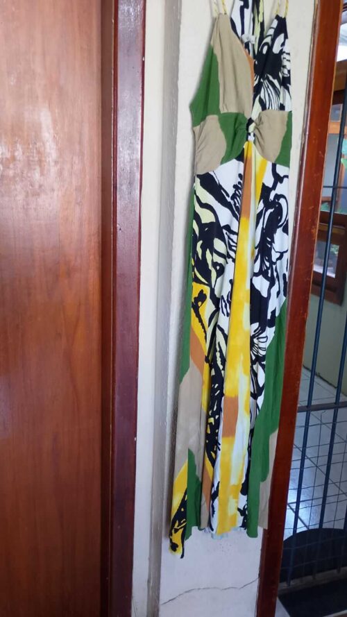 Vestido Verde/amarelo/preto e branco